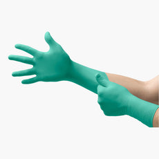 Ansell DermaShield 73-711, Sterile Neoprene Gloves, size 6.5, 200 pairs/ Cs - 830739