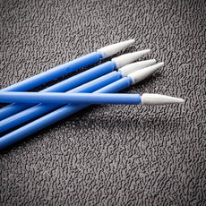 Foamtec UltraSOLV® Mini Semi-Flexible Spear Foam Tip Swabs - 12,500 Swabs/Case - HT1714-500